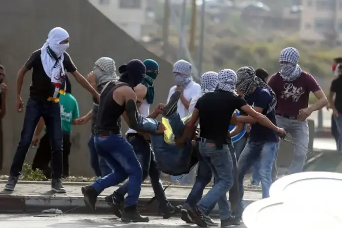 الاحتلال يشن حملة اعتقالات واسعة في القدس تطال 14 فلسطينيا