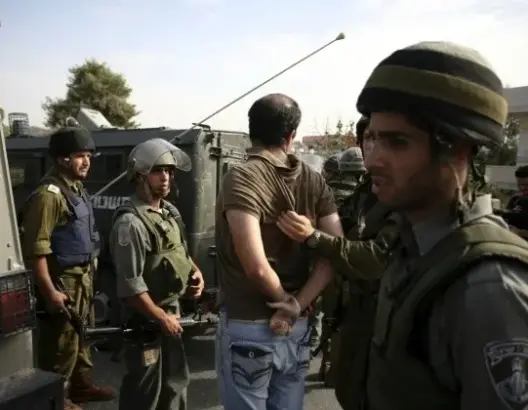سلطات الاحتلال اعتقلت 522 فلسطينيا في غشت الماضي