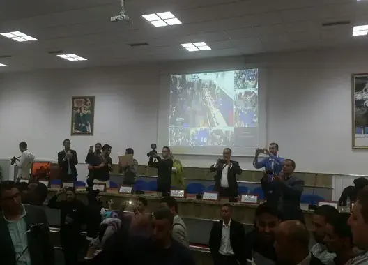 رشق مجلس جهة كلميم بالبيض