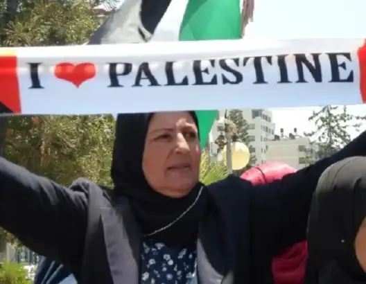 الإحصاء: 11% من الأسر الفلسطينية ترأسها نساء