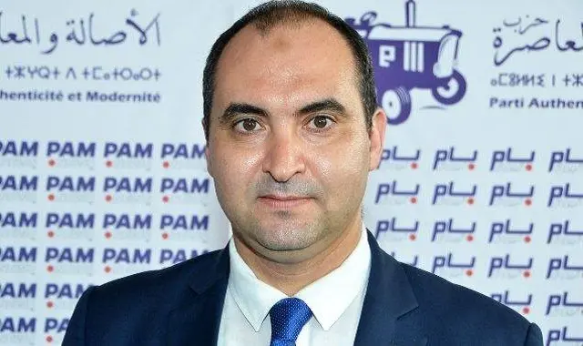 أدنون يهدد بالاستقالة من البام إذا تراجع حزبه عن تقاعد البرلمانيين