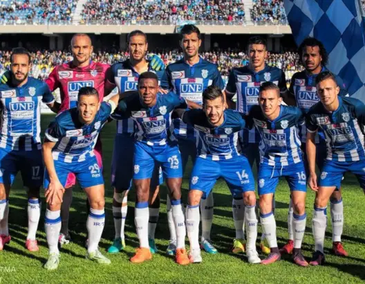 اتحاد طنجة يعود بالهزيمة من غينيا