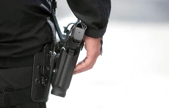 الرصاص يلعلع بالرشيدية لتوقيف شخص عرض حياة عميد شرطة للخطر