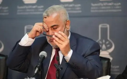 هكذا تفاعلت الصحافة الدولية مع خبر إعفاء بنكيران