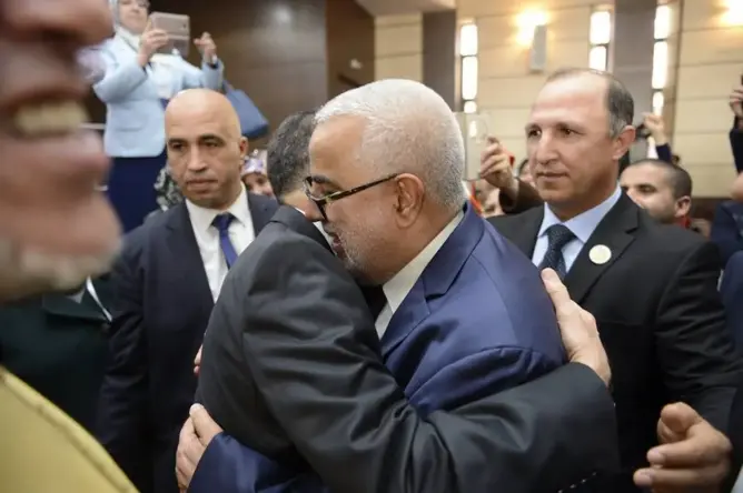 بنكيران: عانقت العثماني بحرارة وسأساعده بما استطعت
