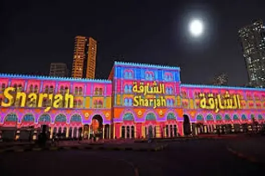 افتتاح مهرجان أيام الشارقة المسرحية بمشاركة مغربية