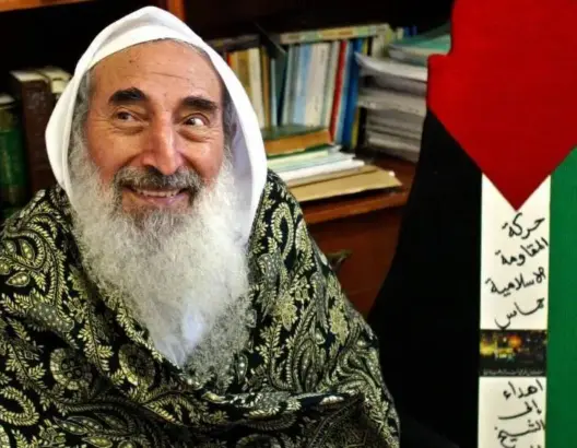 في ذكرى استشهاده.. لماذا أقدم الاحتلال على اغتيال أحمد ياسين؟ (فيديو)