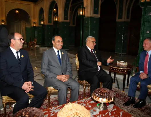 العاهل الأردني يغادر المغرب وبنكيران يودعه بمطار الرباط