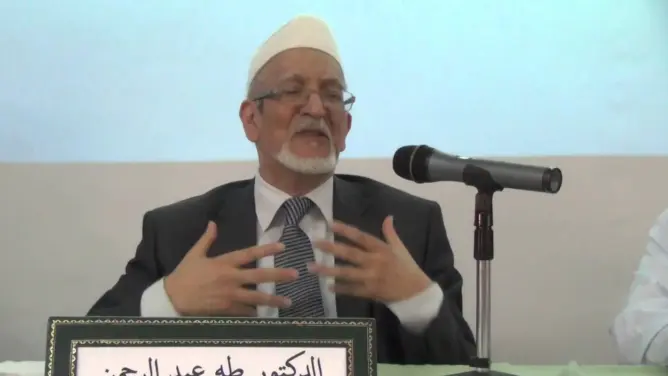 لِمَن لم يكُن حاضرَ البحرِ إذ يُلقي بأعَــزِّ ما يُطْــلَبُ..