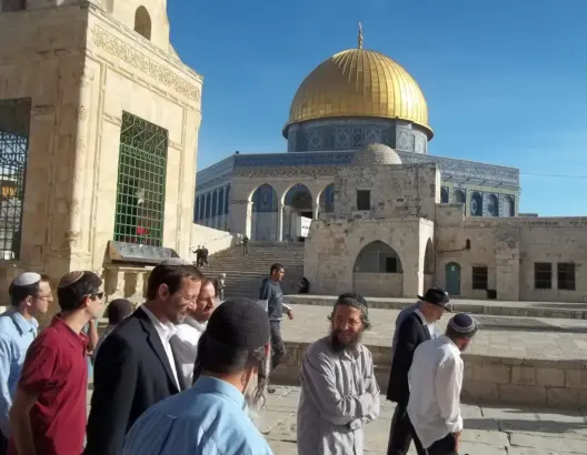 67 مستوطنا يقتحمون المسجد الأقصى