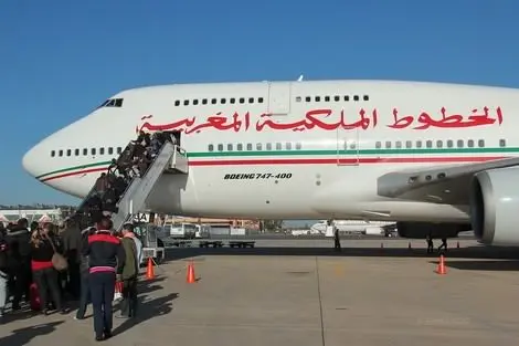 “لارام” تحول رحلة جوية إلى برية وتؤخر رحلة إلى تونس بساعة
