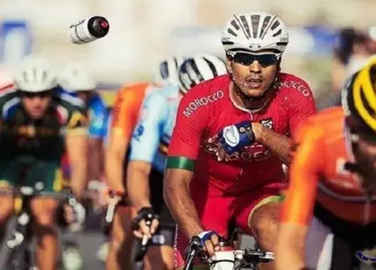 طواف المغرب .. الدراج أنس أيت العبدية ينتزع القميص الأصفر