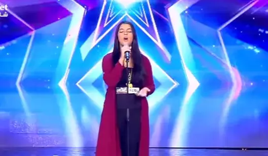 عبلة مغربية تبهر لجنة تحكيم برنامج المواهب