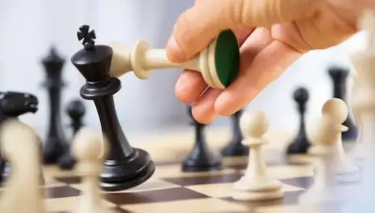 لاعبون مغاربة وإسرائيليون يتنافسون في دورة للشطرنج عن بعد