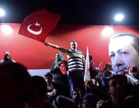 تركيا تُقيل مئات الموظفين وتَربط جهاز الاستخبارات بأردوغان مباشرة