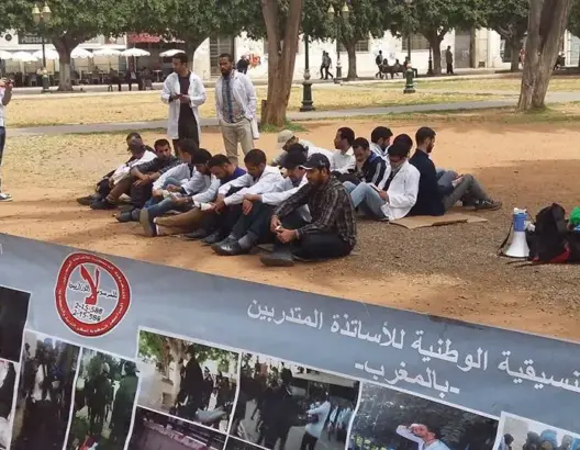 بعد خطوة الإضراب عن الطعام ..” الأساتذة المتدربون” يعودون للشارع