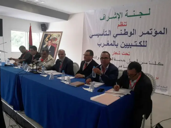 العثماني يحيل ملف بيع المقررات بالمدارس الحرة على حصاد ويعد بالحل
