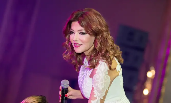 سميرة سعيد تلهب حماس الجمهور بأولى إطلالاتها بمهرجان بعلبك
