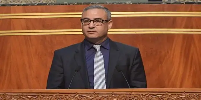 بنعزوز: الحكومة تستمر في بيع الأوهام للمغاربة وبرنامجها “تقشفي”