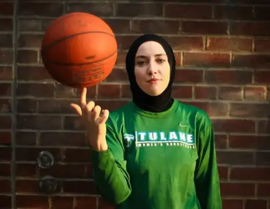 رسميا.. الاتحاد الدولي لكرة السلة يجيز ارتداء الحجاب في المباريات