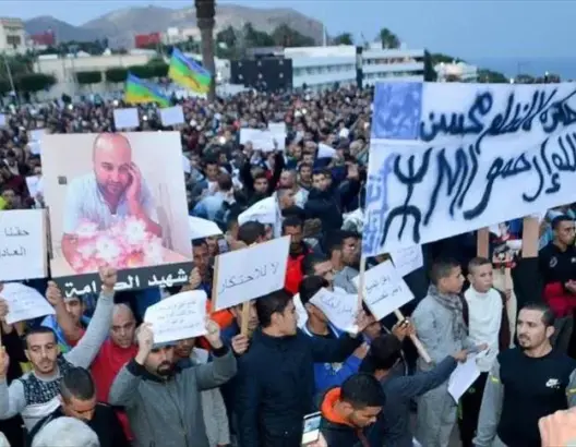فايسبوكيون غاضبون من تصريحات أحزاب الأغلبية حول حراك الريف