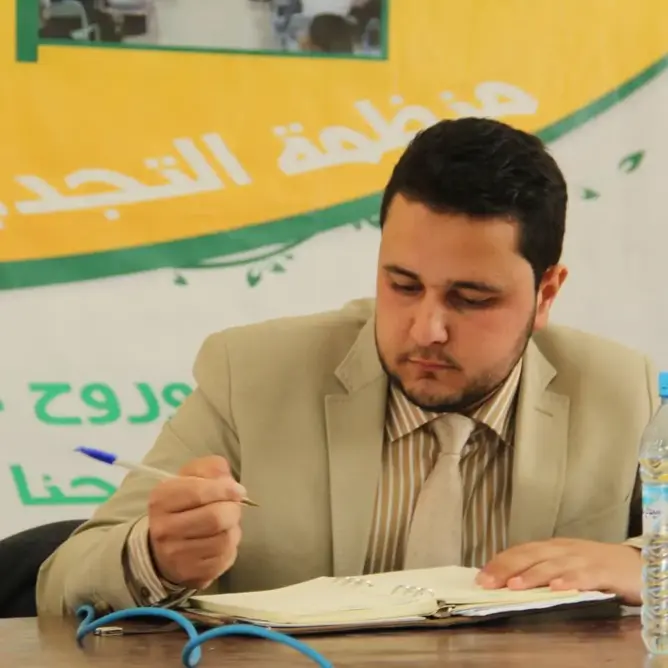 أزمة النخبة.. حين يستقيل المثقف !