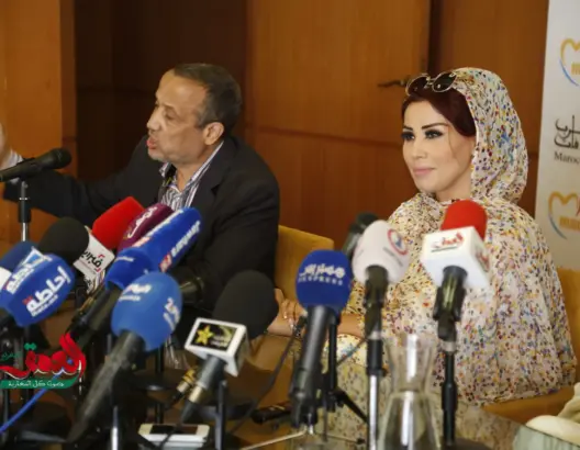 سعيدة شرف: دُست على علم البوليساريو بقدمي وطلاقي أمر يخصني