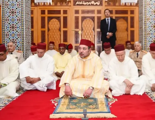 الملك يدشن مسجدا بفاس يحمل اسم “لالة سلمى” ويصلي فيه الجمعة