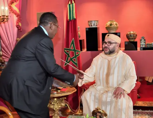 الرئيس عمر البشير يوجه دعوة للملك لزيارة السودان