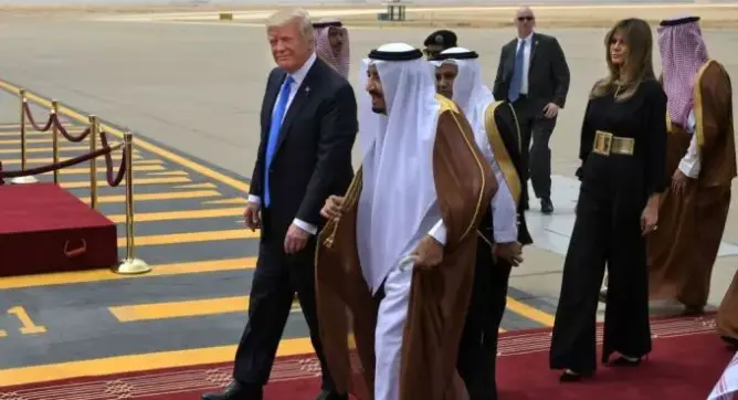 هكذا تتجاهل الرياض طباع ترامب الذي تستقبله