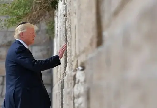 ترامب يغادر السعودية نحو إسرائيل.. ونتنياهو: القدس ستبقى عاصمتنا