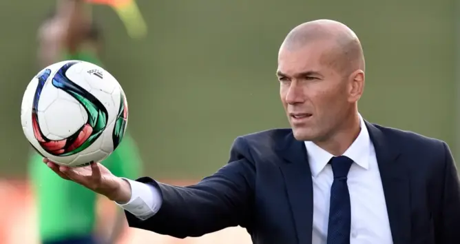 بقاء زيدان مدربا لريال مدريد رهين بالنتائج والألقاب