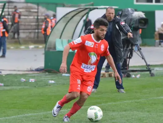 الحسنية يرفض بيع أووك للرجاء مقابل 500 مليون