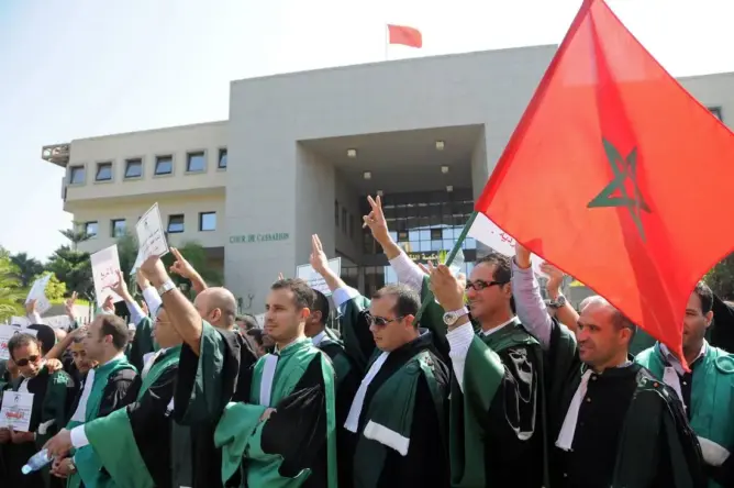 تعرضوا لـ”اعتداء معنوي” على اليوتيوب.. قضاة المغرب يعلنون التضامن مع زملائهم بمكناس