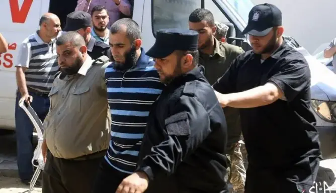 حماس تنفذ حكم الإعدام في حق قتلة القيادي القسامي “فُقَها”