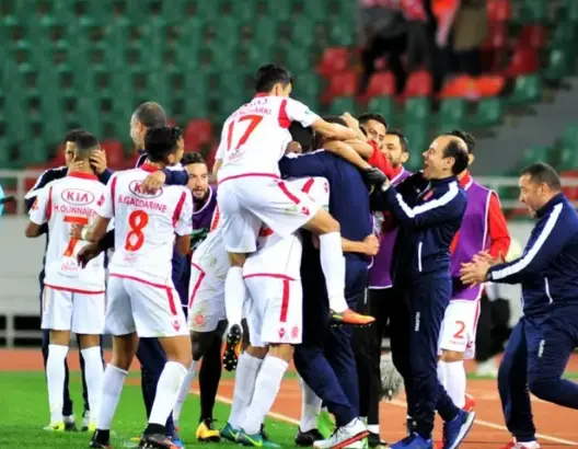 الوداد يواصل صدارة الأندية الوطنية ويتقدم عالميا