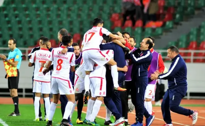 الوداد يواصل صدارة الأندية الوطنية ويتقدم عالميا