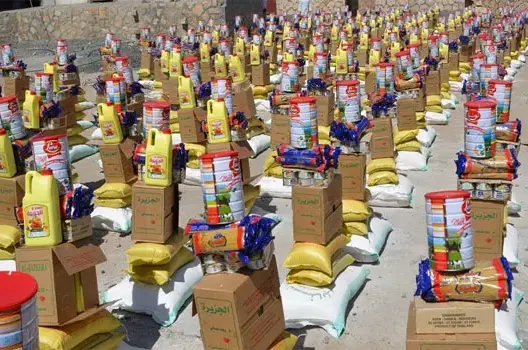 مواطنون بأزيلال يدفعون مبالغ مالية للاستفادة من مساعدات غذائية