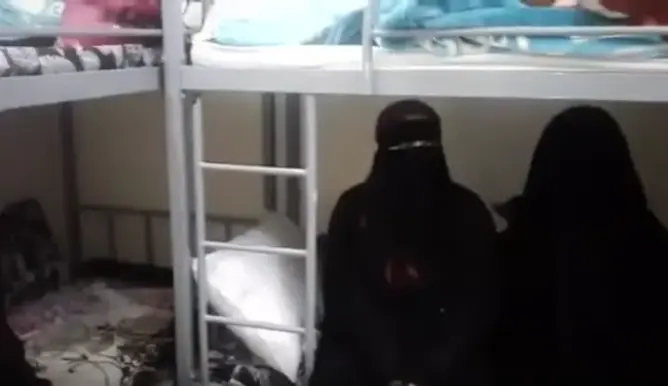 بعد تجاهل السفارة .. مغربيات في سجون السعودية يناشدن الملك