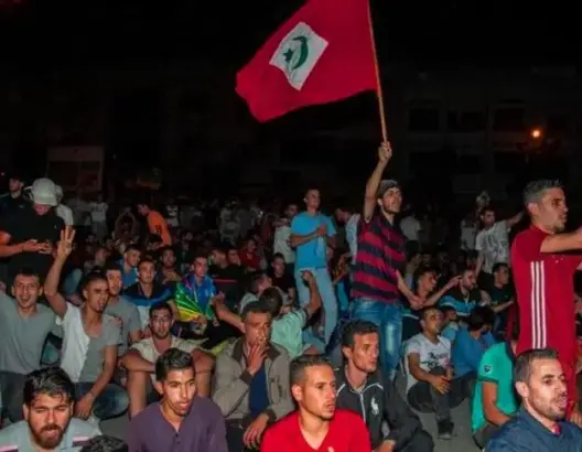 بعد “ماعندي بو الوقت”.. عبارة “pik ya wlidi” تشعل الفيسبوك