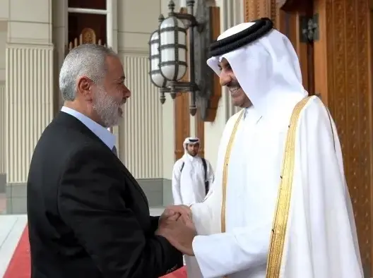 قيادات من حماس تغادر الدوحة.. والكويت تمنع دعاة من السفر