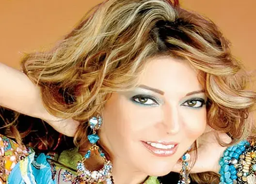 سميرة سعيد تدعم مرضى السرطان في مصر بـ”وش الخير”