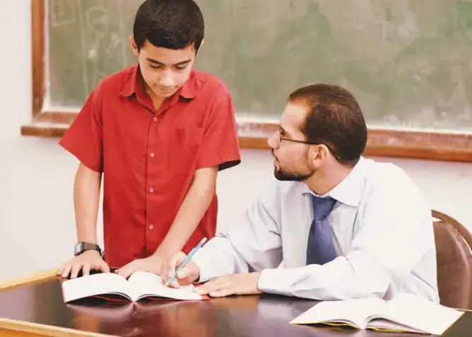علاقة الأستاذ بالتلميذ ومستوى التعليم بين الأمس واليوم