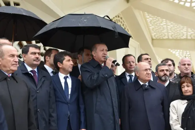 أردوغان يهاجم القضاء الأمريكي بعد قرار توقيف 12 من أفراد حمايته