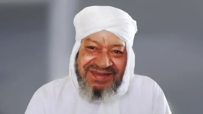 نجلة عبد الهادي بلخياط لـ”العمق”: والدي بخير ويؤدي مناسك العمرة حاليا