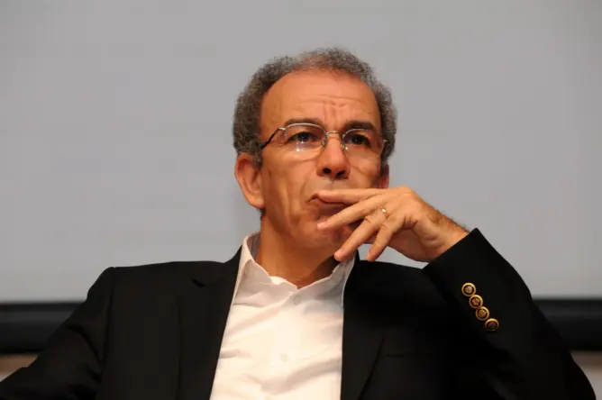 عصيد يكتب .. ما جدوى حكمة الحكماء في ظلّ غلو السلطوية ؟