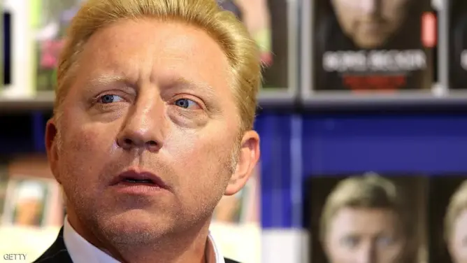 لاعب تنس شهير يعلن إفلاسه