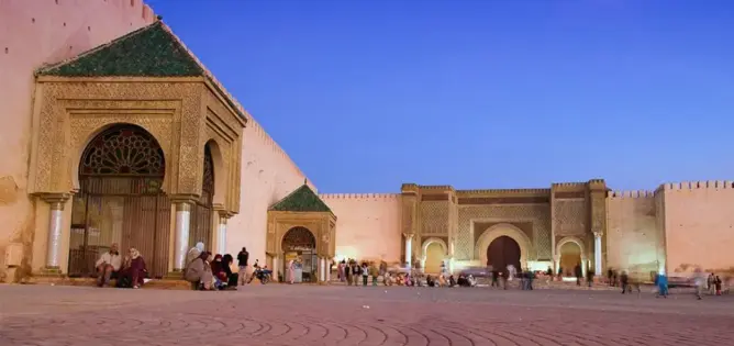 مجلس جهة فاس-مكناس يعتمد 140 اتفاقية بين عامي 2015 و 2018