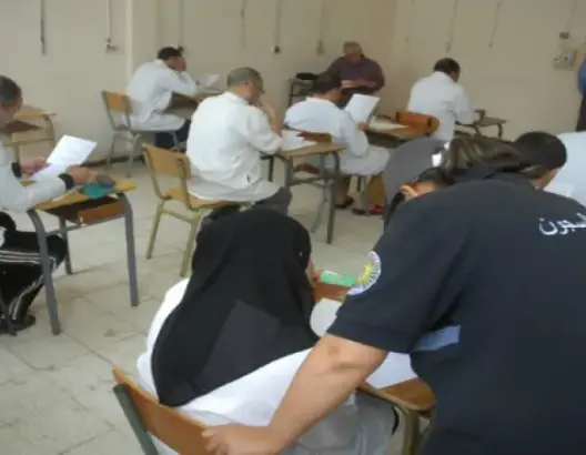930 سجينا بالمغرب يتابعون دراستهم الجامعية من وراء القضبان