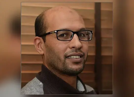 يونس الخراشي: امتهنت الصحافة بفضل صُدفتيْن .. والميدان “مْفَلّسْ”